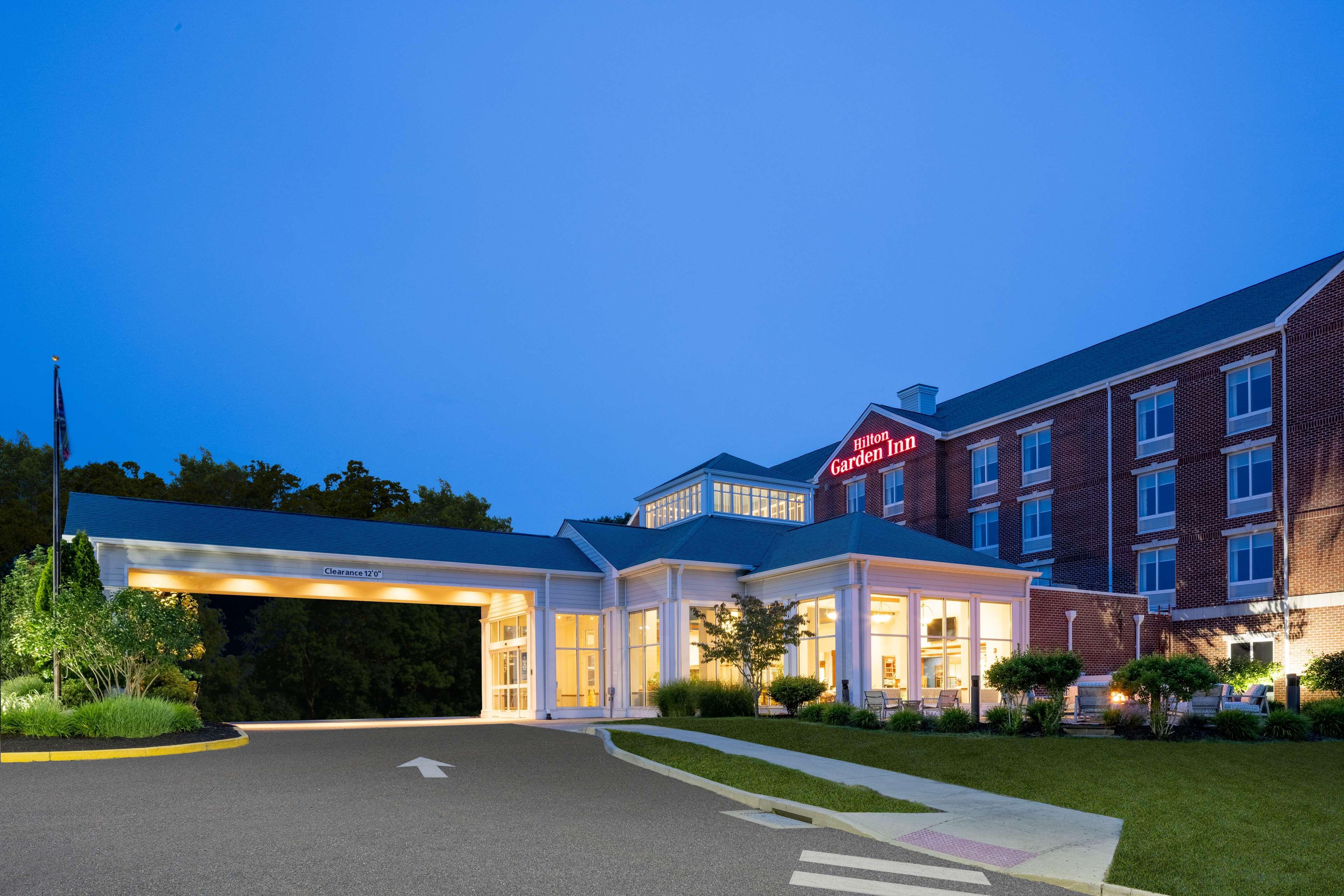 Hilton Garden Inn Mystic/Groton Buitenkant foto