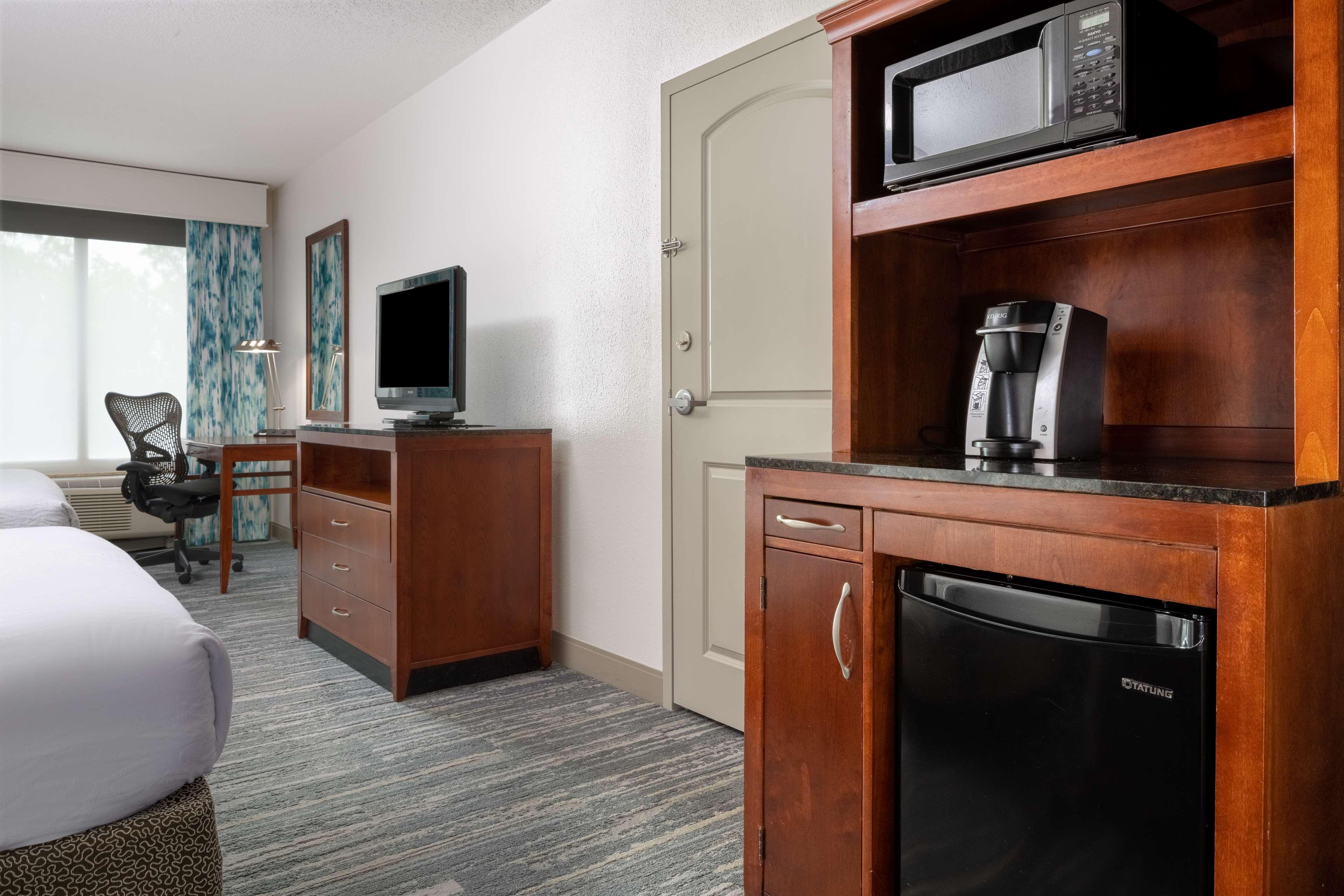 Hilton Garden Inn Mystic/Groton Buitenkant foto